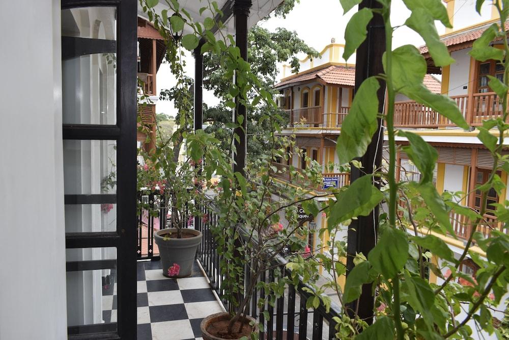 Le Chateau Pondicherry Exterior photo